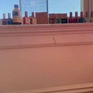 8 less-toxic nail polishes,remover,2 basecoats,2 topcoats,2 strengthener/repair